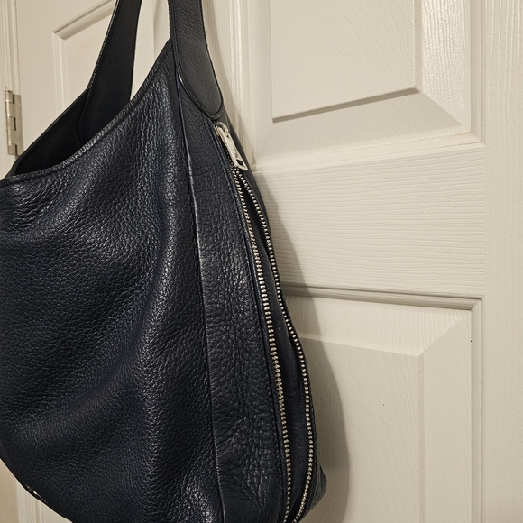 Authenticated Prada Expandable Zip Around Hobo Cervo Leather Navy Blue - Picture 13 of 16